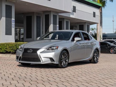 Used 2016 Lexus IS 200t image 47