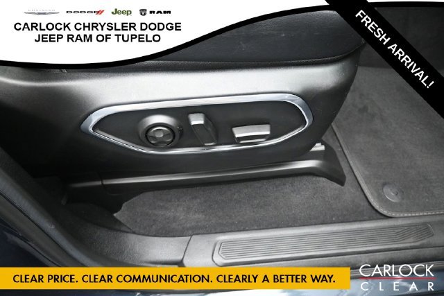 Used 2023 Jeep Wagoneer Series II AWD/4WD image 42
