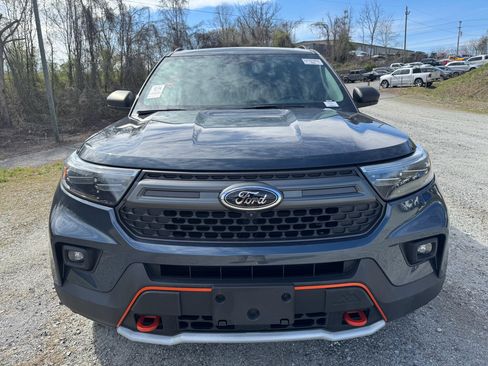 Used 2022 Ford Explorer Timberline image 2
