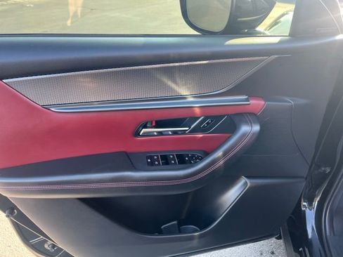 Used 2025 MAZDA CX-70 Plug-In Hybrid w/ Premium Plus image 28