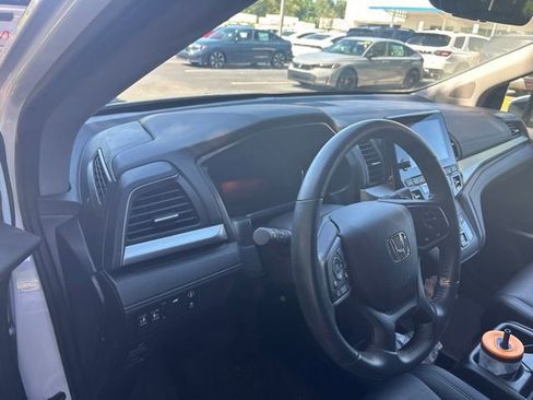 Used 2024 Honda Odyssey EX-L image 8