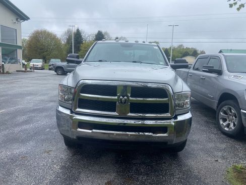 Used 2017 RAM 2500 Tradesman w/ Chrome Appearance Group AWD/4WD image 2