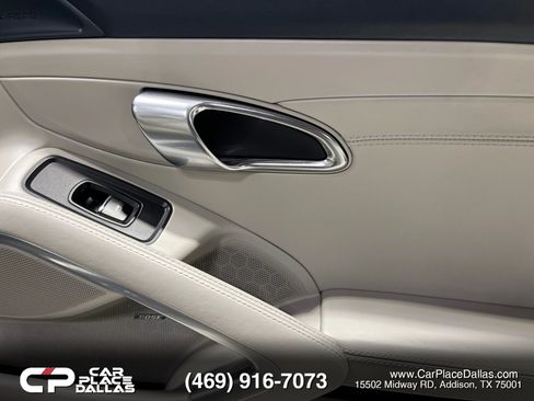Used 2017 Porsche 911 Targa 4S AWD/4WD image 17