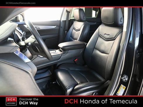 Used 2017 Cadillac XT5 Premium Luxury image 18