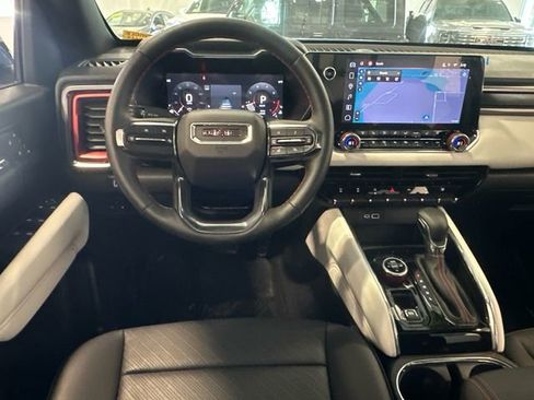 Used 2024 GMC Canyon AT4X image 21