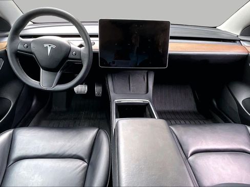 Used 2022 Tesla Model 3 Standard Range RWD image 13