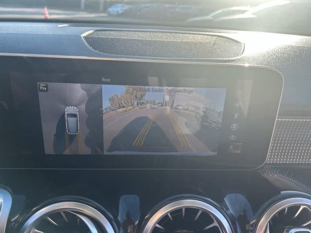 Used 2021 Mercedes-Benz GLB 250 image 10