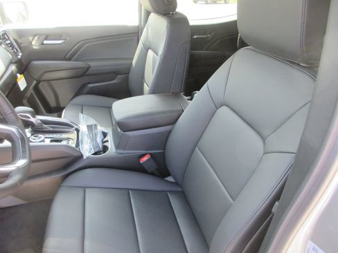 New 2026 GMC Canyon Elevation w/ Convenience Package AWD/4WD image 12