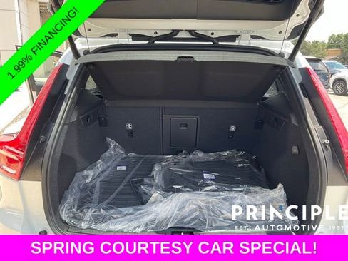 New 2026 Volvo XC40 B5 Plus w/ Protection Package Premier AWD/4WD image 30