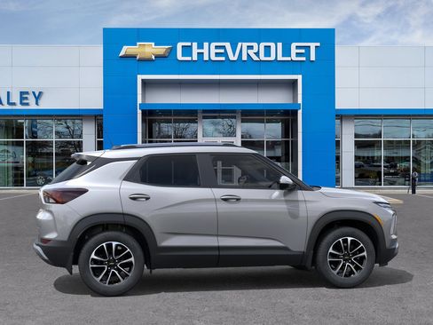 New 2026 Chevrolet TrailBlazer LT w/ Convenience Package AWD/4WD image 45
