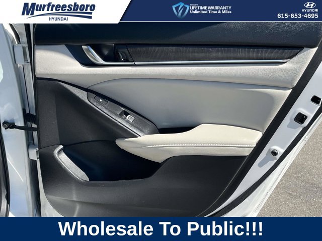 Used 2018 Honda Accord Touring image 24