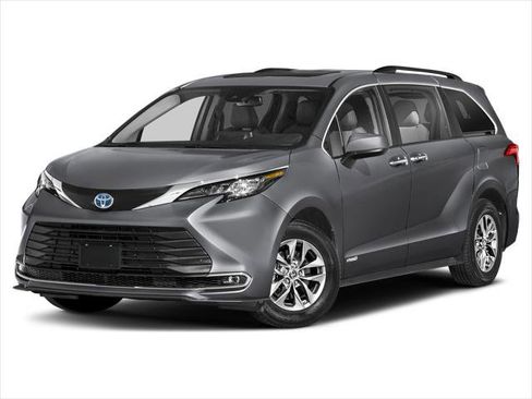 Certified 2024 Toyota Sienna XLE w/ XLE Plus Package AWD/4WD image 1