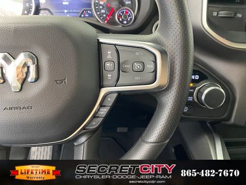 New 2026 RAM 1500 Express AWD/4WD image 17