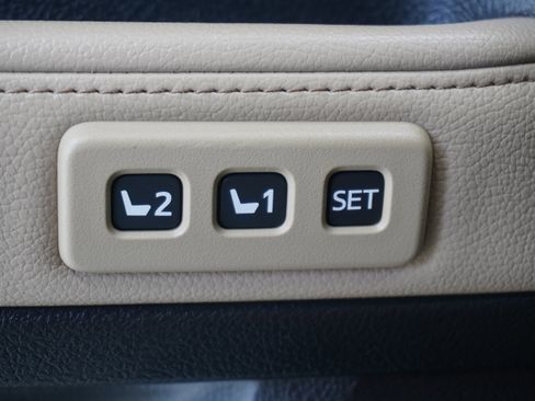Used 2016 Toyota 4Runner Limited RWD image 19