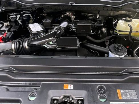 Used 2022 Ford F350 Lariat w/ Chrome Package image 30