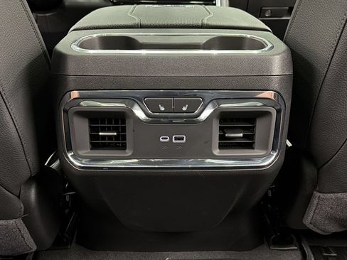 Used 2026 GMC Sierra 3500 Denali w/ Denali Reserve Package AWD/4WD image 43