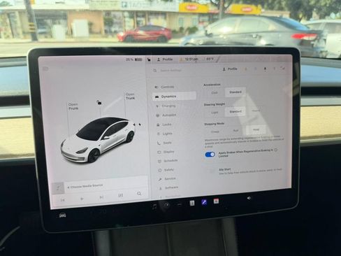 Used 2021 Tesla Model 3 Standard Range Plus RWD image 31