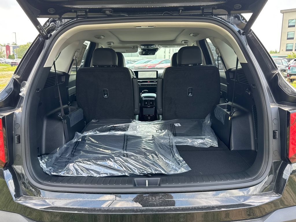 New 2025 Kia Sorento SX FWD image 18