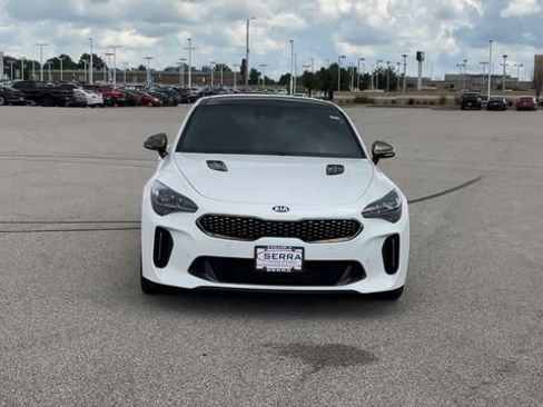 Used 2021 Kia Stinger GT1 AWD/4WD image 3