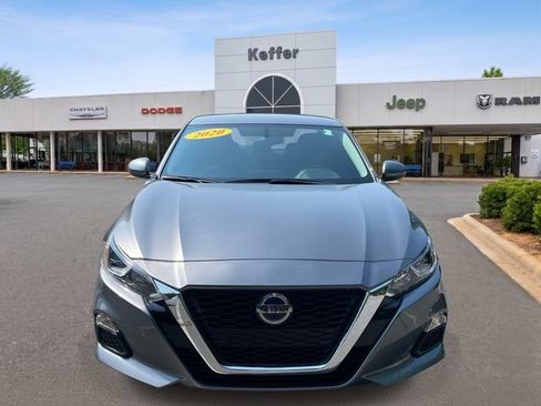 Used 2020 Nissan Altima 2.5 S FWD image 3
