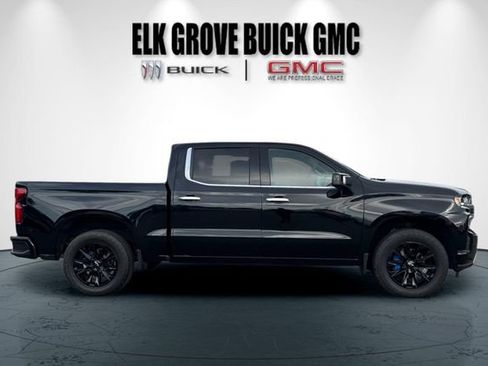 Used 2022 Chevrolet Silverado 1500 High Country w/ Z71 Off-Road Package image 3