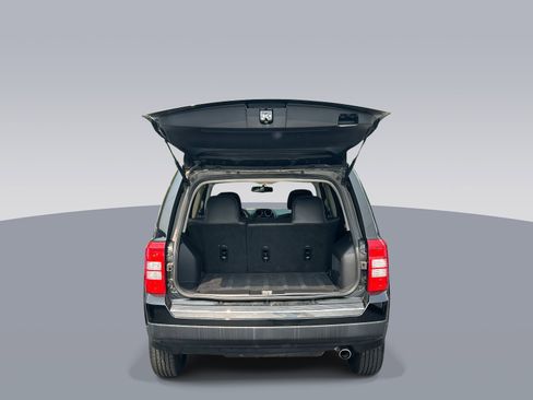 Used 2016 Jeep Patriot High Altitude image 5