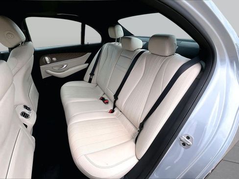 Used 2023 Mercedes-Benz E 350 Sedan image 21