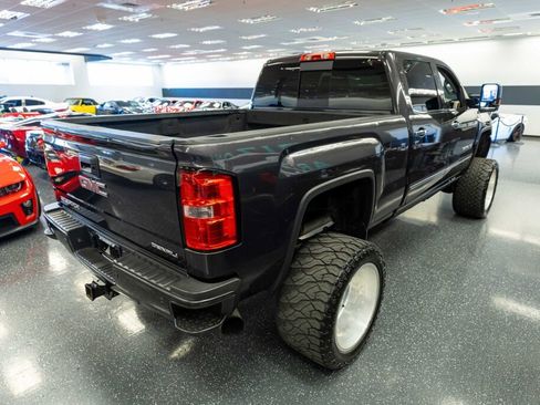 Used 2015 GMC Sierra 2500 Denali w/ Duramax Plus Package image 5