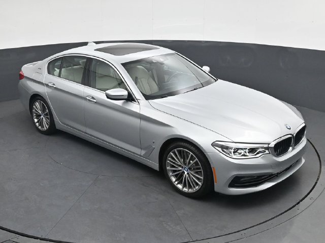 Used 2018 BMW 530e RWD image 22
