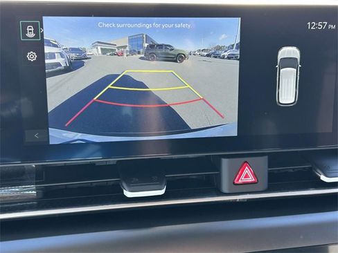 New 2026 Kia Carnival LXS image 4