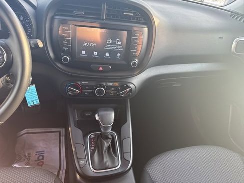 Certified 2021 Kia Soul X-Line image 12