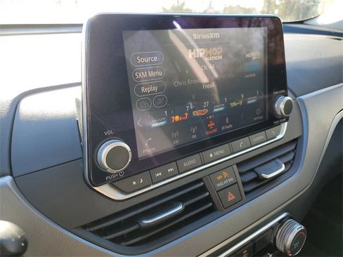 Used 2023 Nissan Altima 2.5 SR image 26