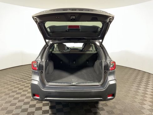 Used 2023 Subaru Outback Premium AWD/4WD image 14