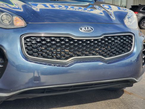 Used 2018 Kia Sportage LX AWD/4WD image 6