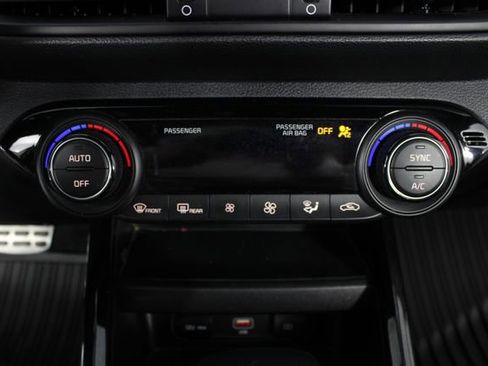 Used 2024 Kia Forte GT-Line image 6