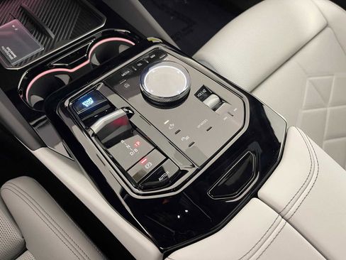 New 2026 BMW i5 eDrive40 image 28