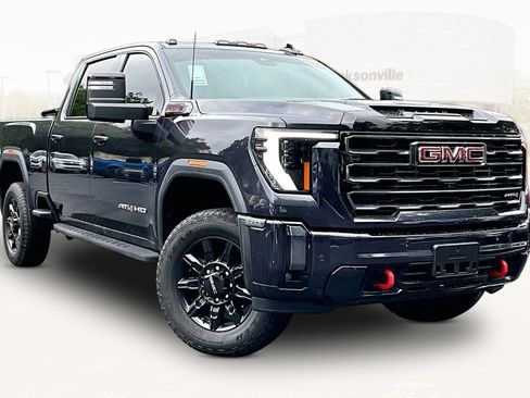 Used 2024 GMC Sierra 2500 AT4 w/ AT4 Premium Plus Package AWD/4WD image 3