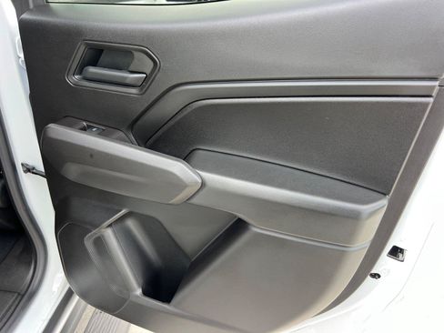 Used 2025 Chevrolet Colorado Trail Boss AWD/4WD image 16