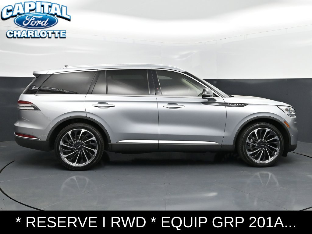Used 2023 Lincoln Aviator Reserve w/ Equipment Group 201A RWD image 10