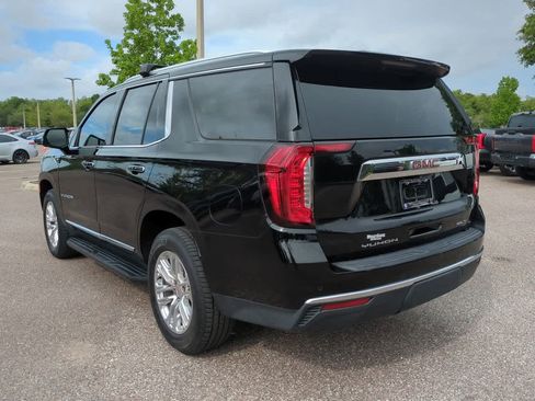 Used 2021 GMC Yukon SLT w/ SLT Premium Package AWD/4WD image 4