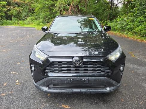 Used 2023 Toyota RAV4 XLE Premium AWD/4WD image 2