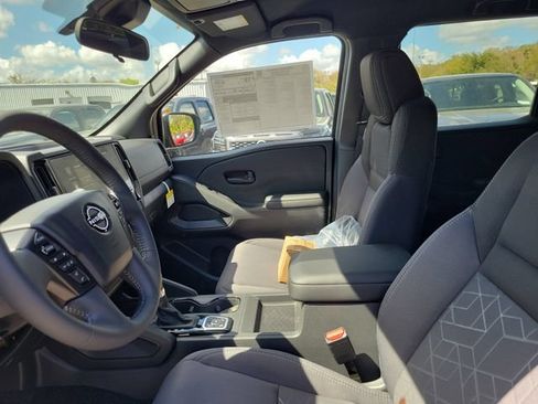 New 2026 Nissan Frontier SV w/ SV Convenience Package AWD/4WD image 9