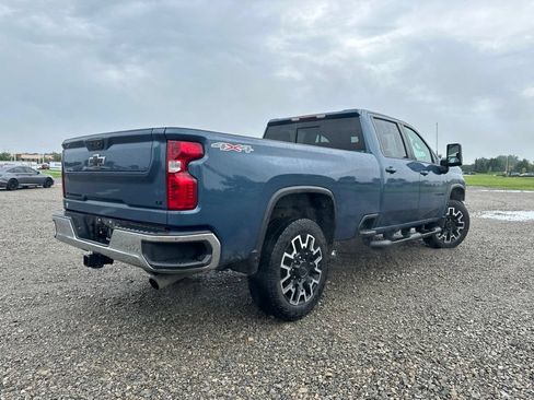 Used 2024 Chevrolet Silverado 2500 LT w/ Convenience Package AWD/4WD image 13