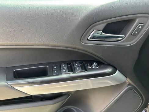Certified 2022 Chevrolet Colorado ZR2 AWD/4WD image 17