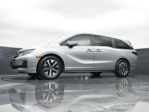 Used 2025 Honda Odyssey EX-L image 46