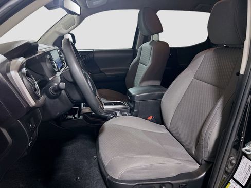 Used 2023 Toyota Tacoma SR5 RWD image 17