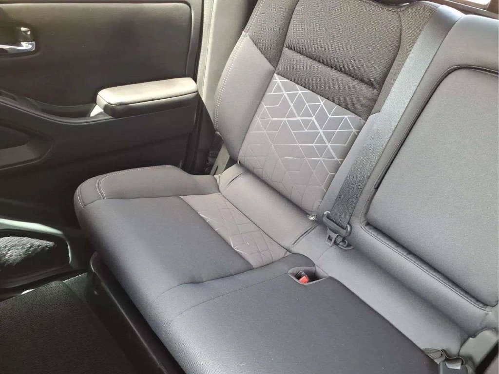 Certified 2026 Nissan Frontier SV RWD image 17