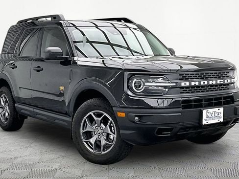 Certified 2024 Ford Bronco Sport Badlands w/ Premium Package AWD/4WD image 12