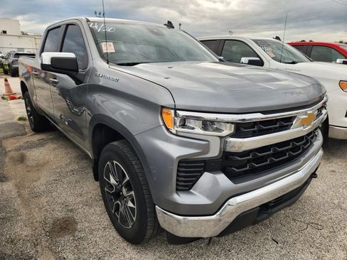 Used 2023 Chevrolet Silverado 1500 LT image 1