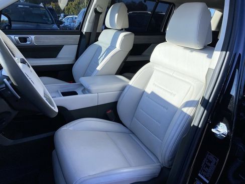 Used 2024 Hyundai Santa Fe Calligraphy image 23